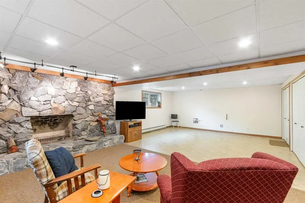 671 Wallace Drive