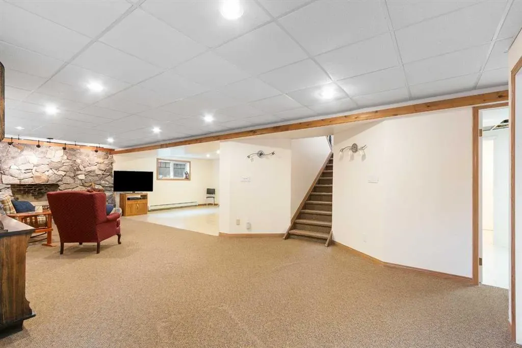 671 Wallace Drive