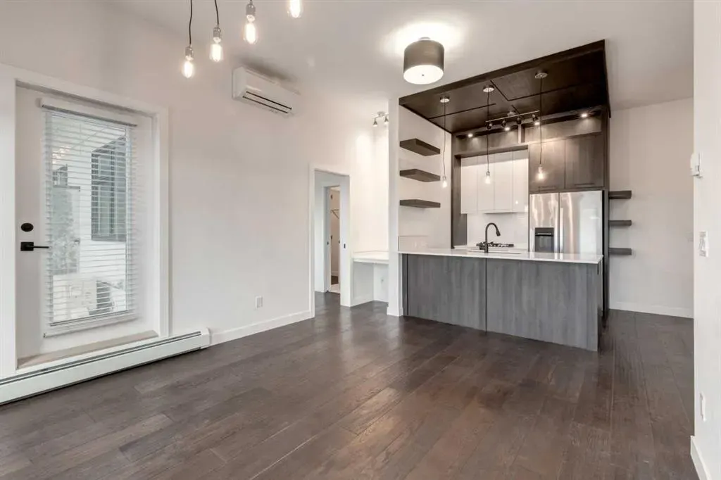 2702 17 Avenue SW, #404
