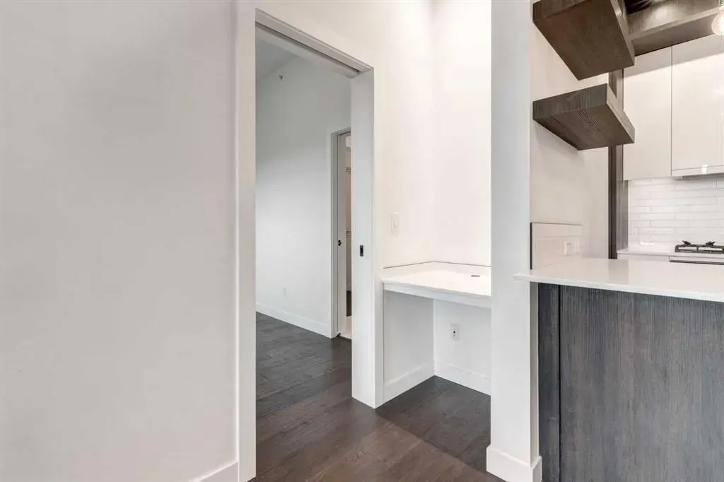 2702 17 Avenue SW, #404