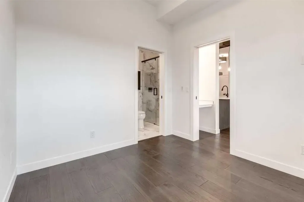 2702 17 Avenue SW, #404