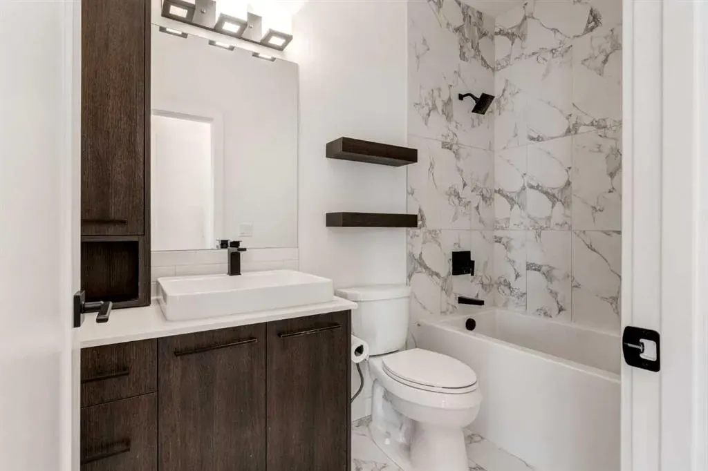 2702 17 Avenue SW, #404