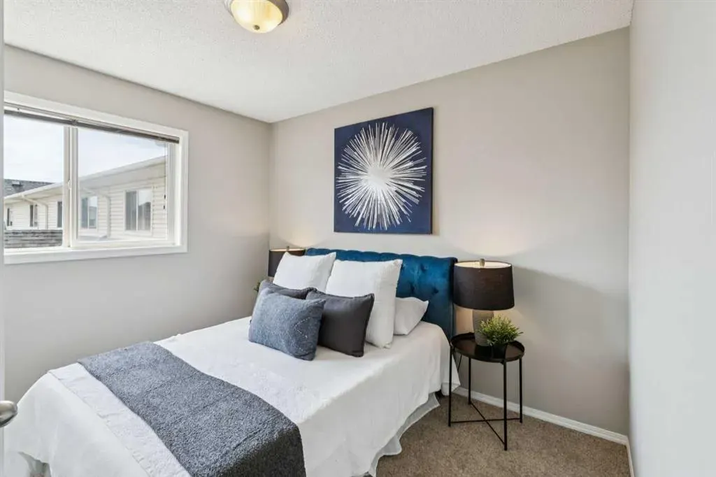 268 Mckenzie Towne Link SE