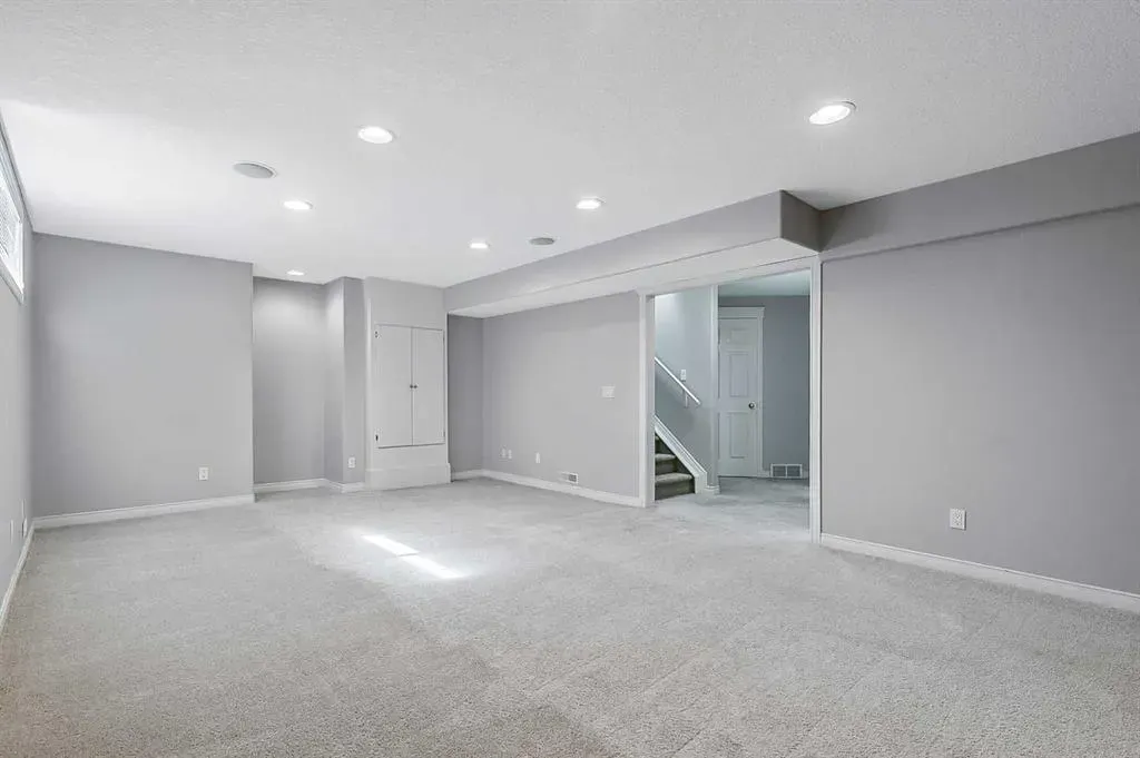287 Crystal Shores Drive