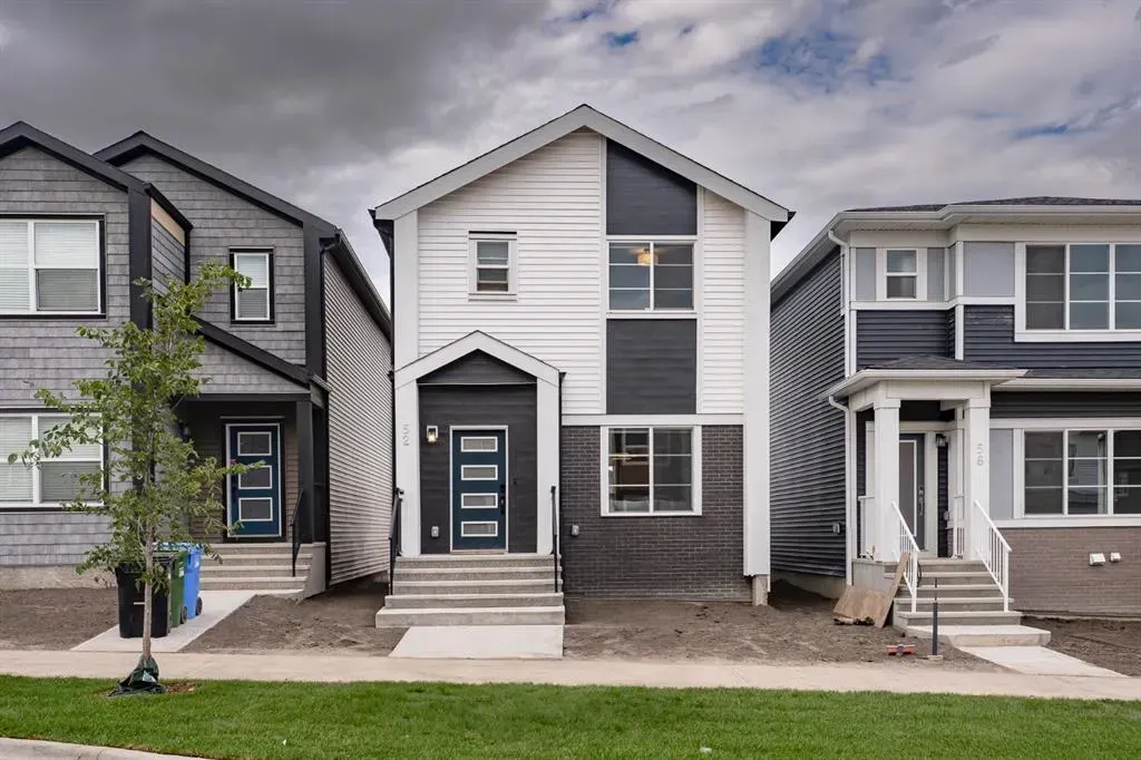 52 Lewiston Drive NE
