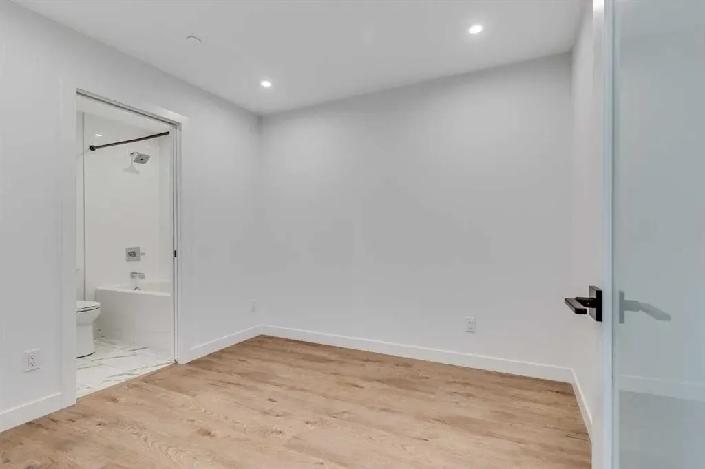 110 18A Street NW, #518