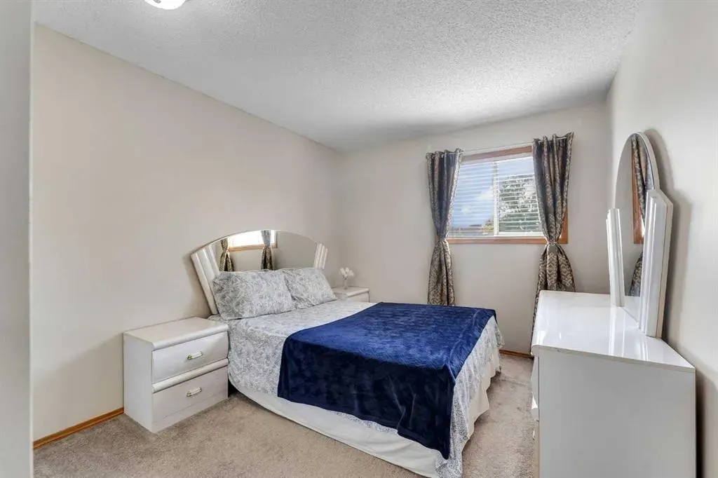345 Coral Keys Villas NE