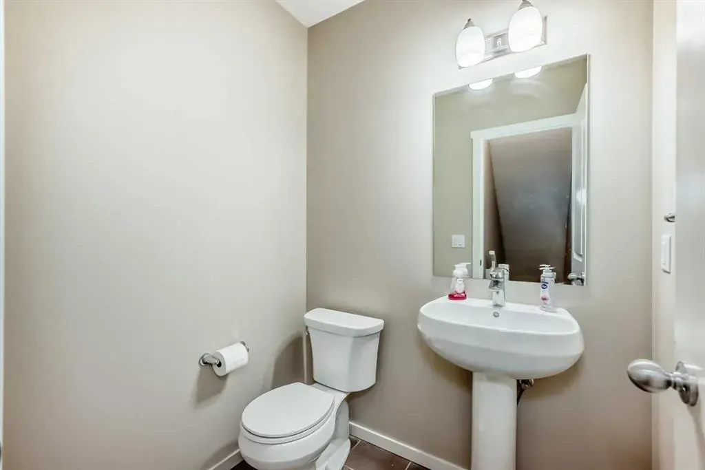 58 Legacy Boulevard SE