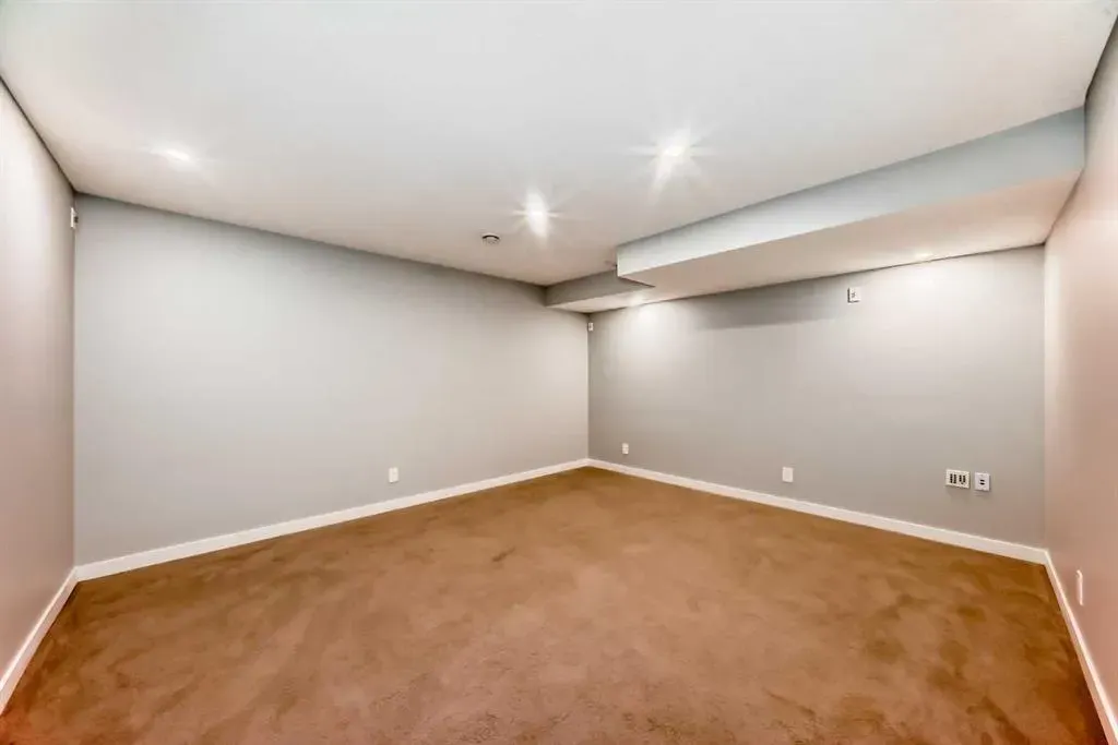 58 Legacy Boulevard SE