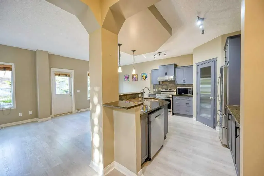 34 Aspen Stone Mews SW