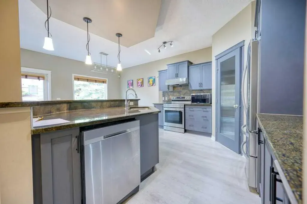 34 Aspen Stone Mews SW