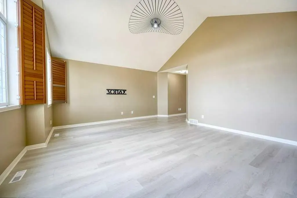 34 Aspen Stone Mews SW