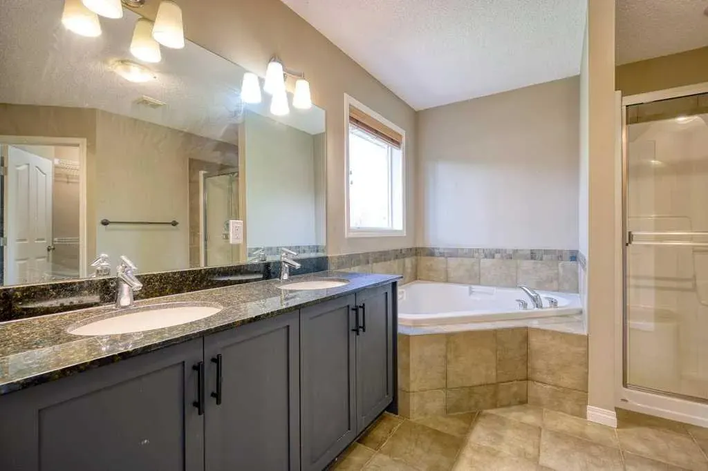 34 Aspen Stone Mews SW