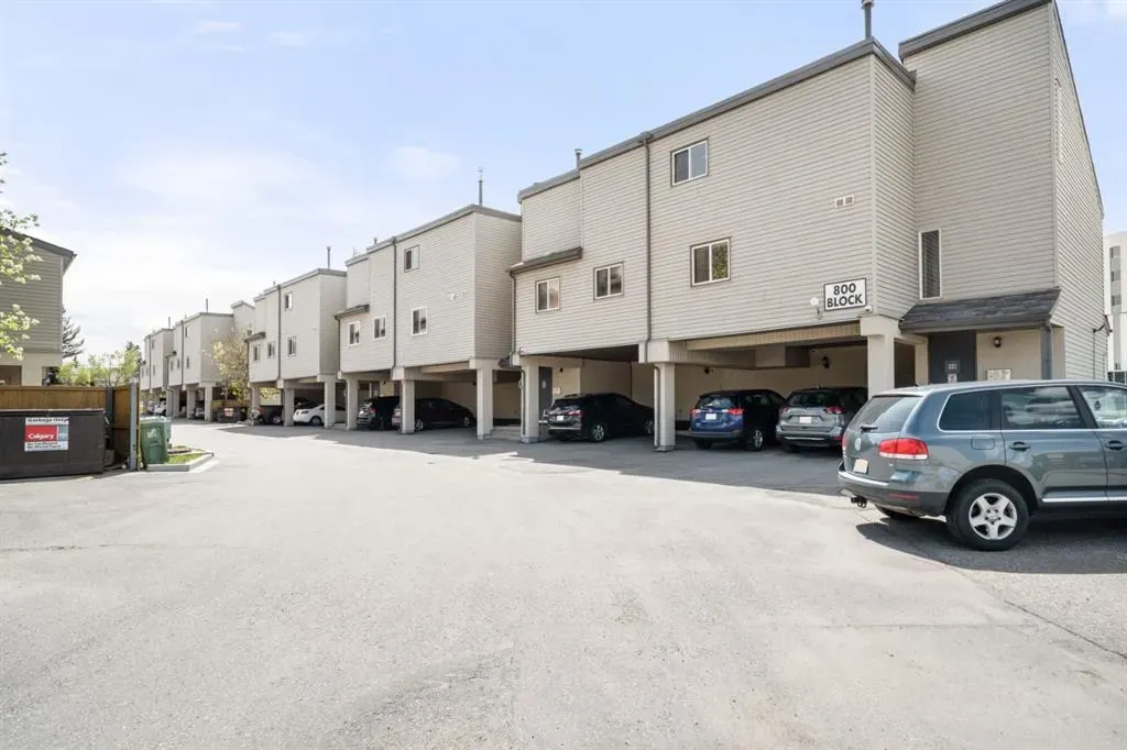 1540 29 Street NW, #807