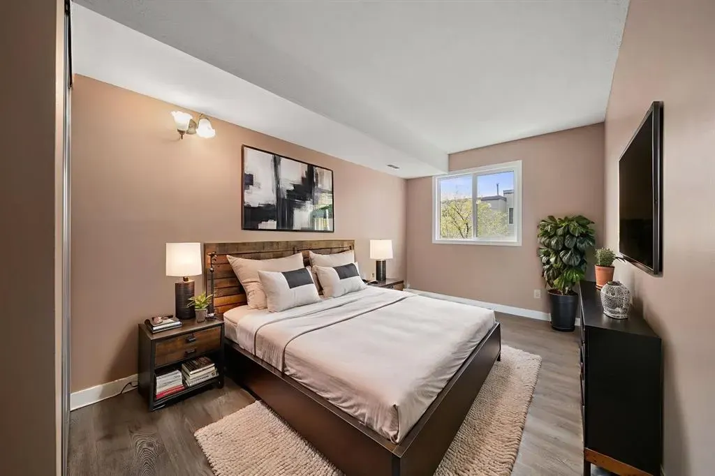 1540 29 Street NW, #807