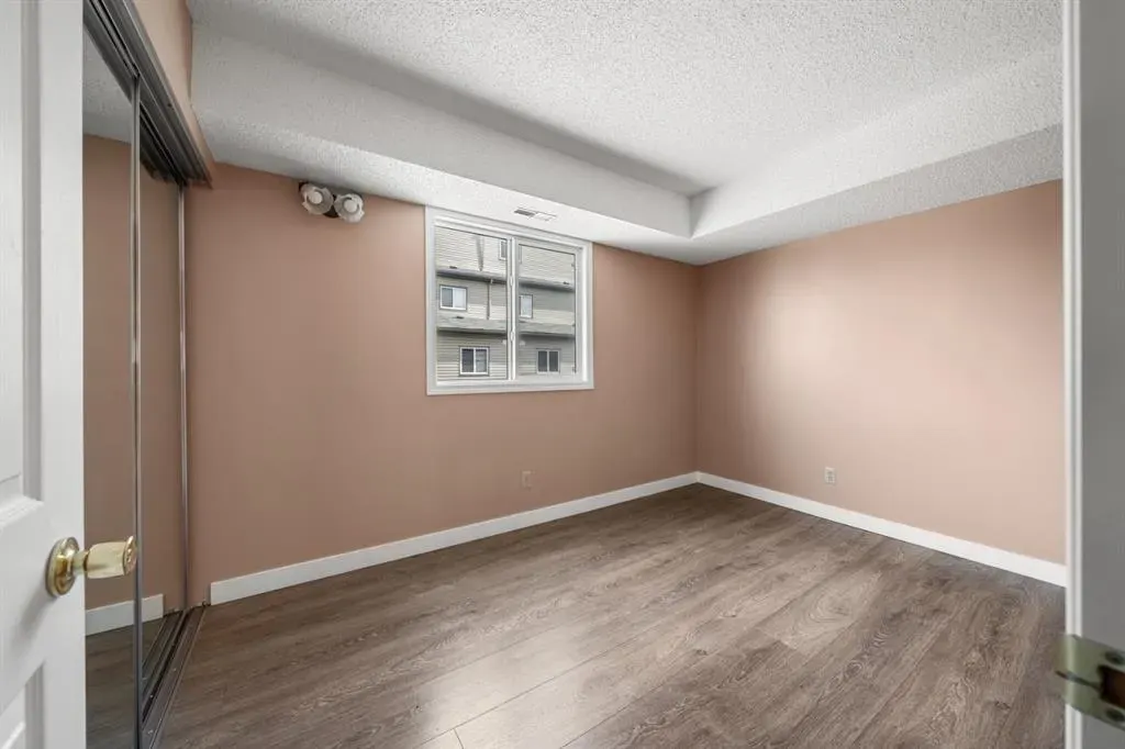 1540 29 Street NW, #807