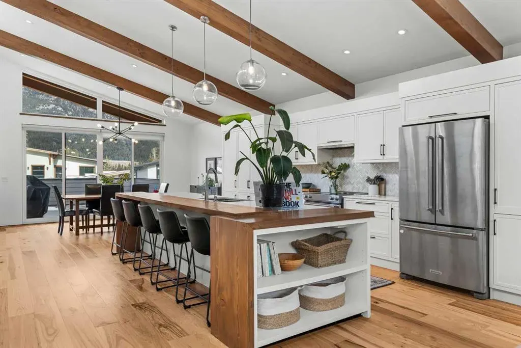 104 River's Bend Way