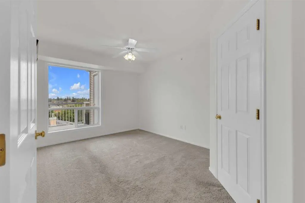 6118 53 Avenue, #408