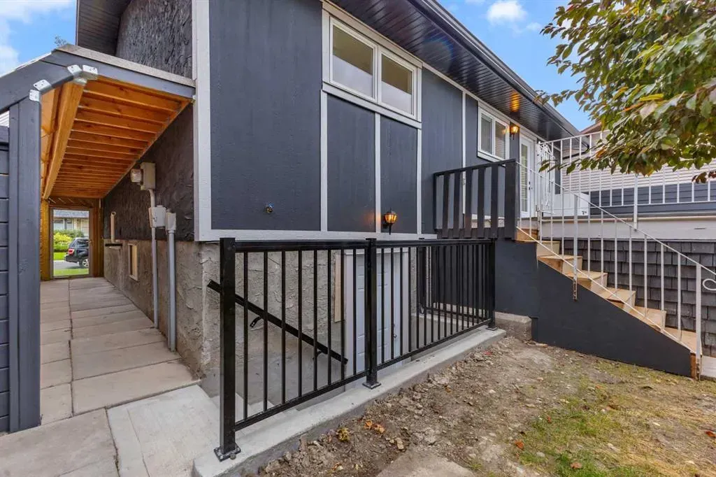63 Bernard Place NW