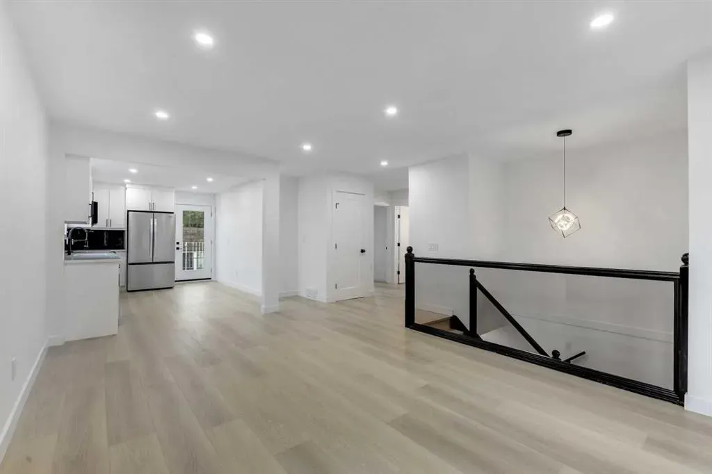 63 Bernard Place NW
