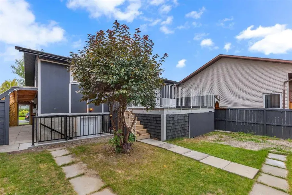 63 Bernard Place NW