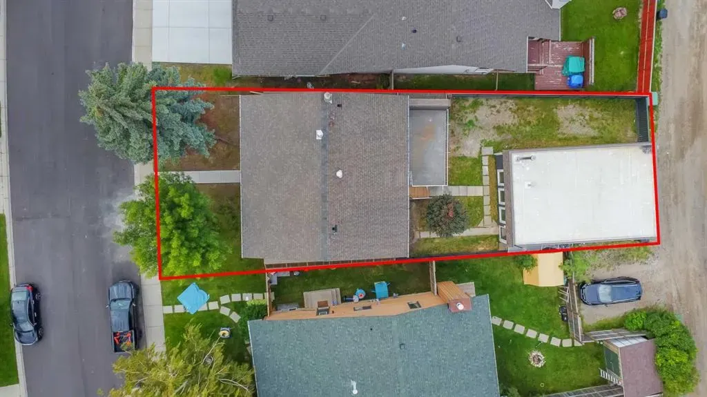 63 Bernard Place NW