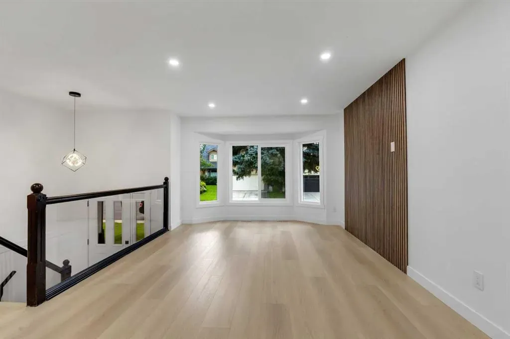 63 Bernard Place NW