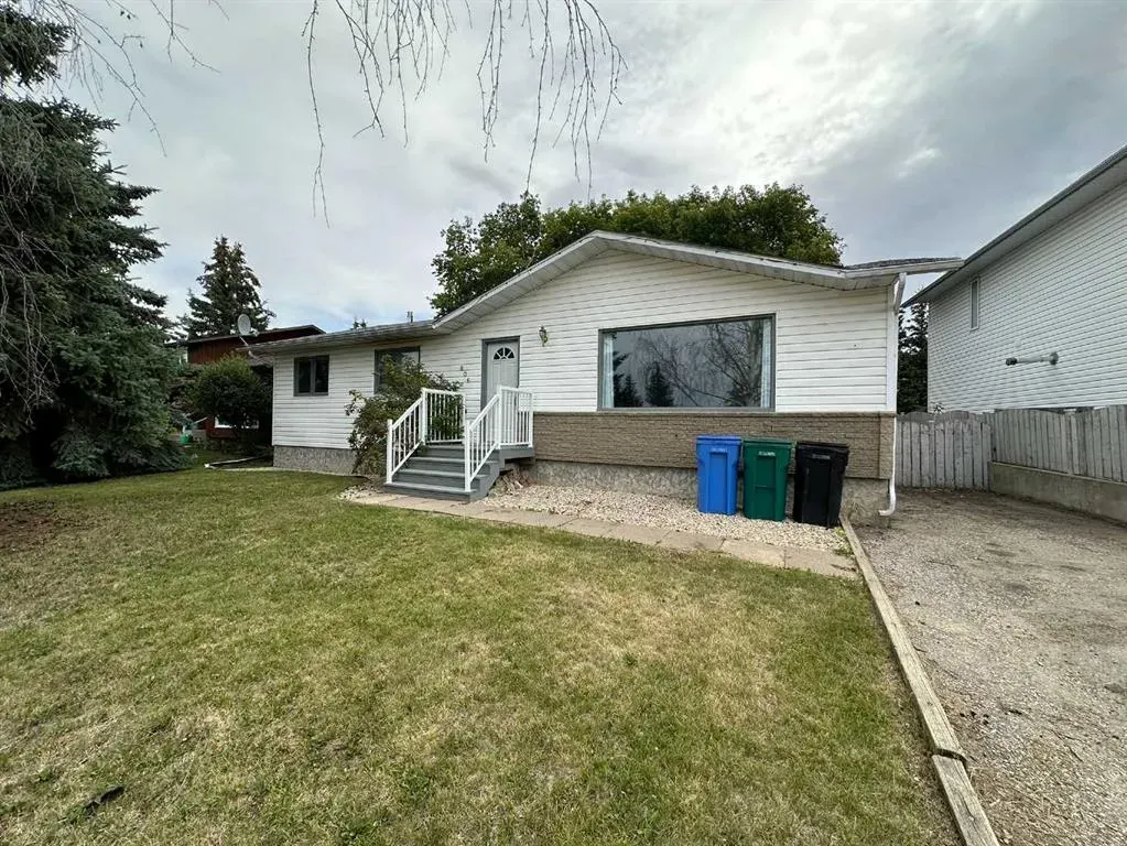 806 Almond Almond Avenue