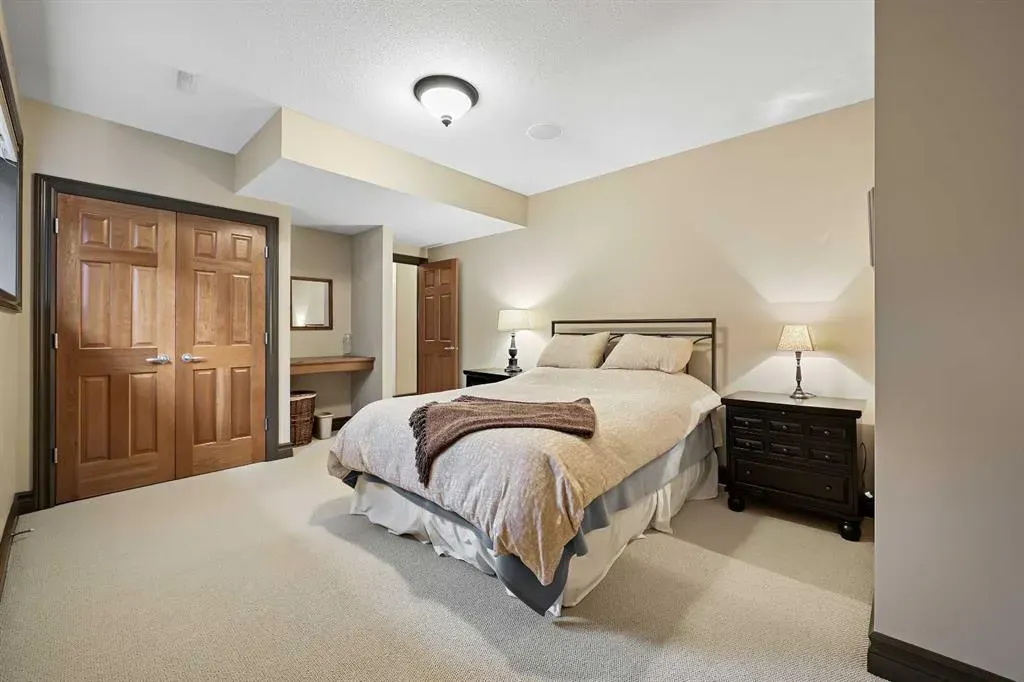 149 Mt Douglas Circle SE