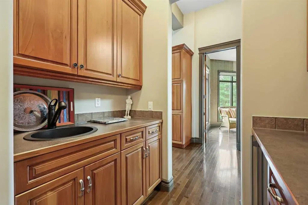 149 Mt Douglas Circle SE