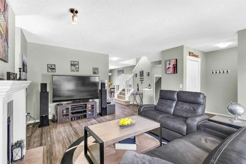 60 Eversyde Circle SW