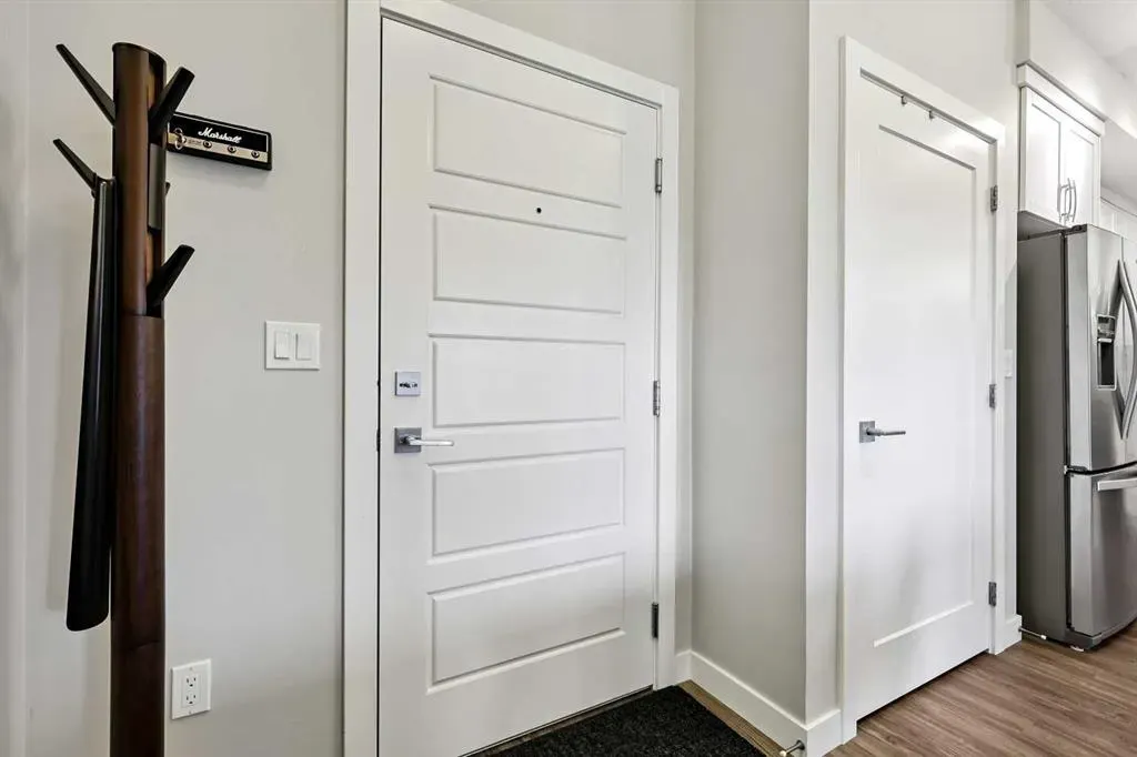 300 Auburn Meadows Manor SE, #211