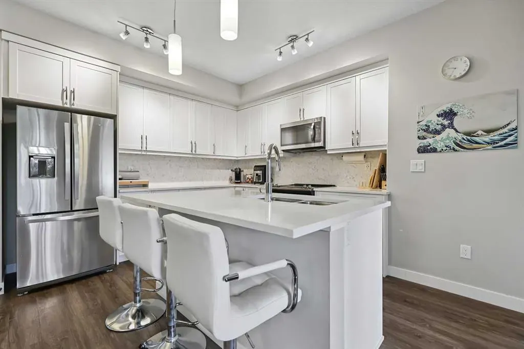 300 Auburn Meadows Manor SE, #211