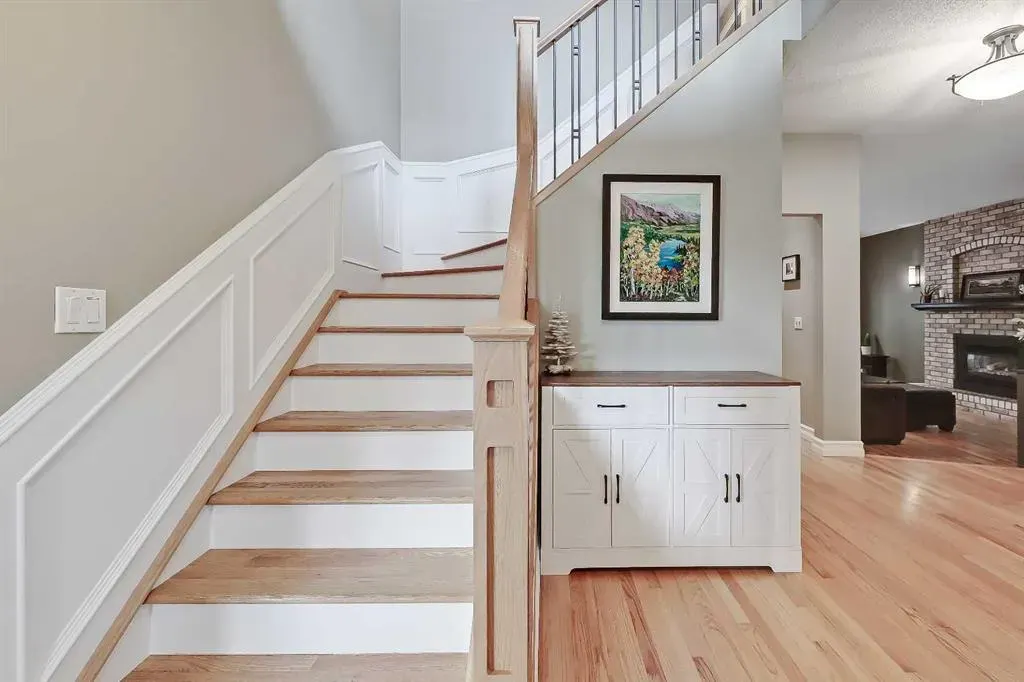 232 Scimitar Bay NW