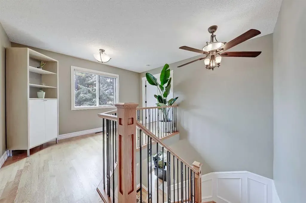 232 Scimitar Bay NW