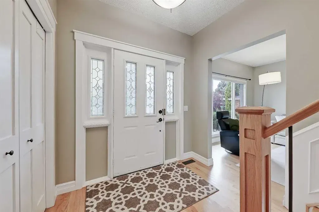 232 Scimitar Bay NW