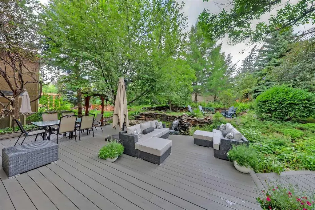 232 Scimitar Bay NW