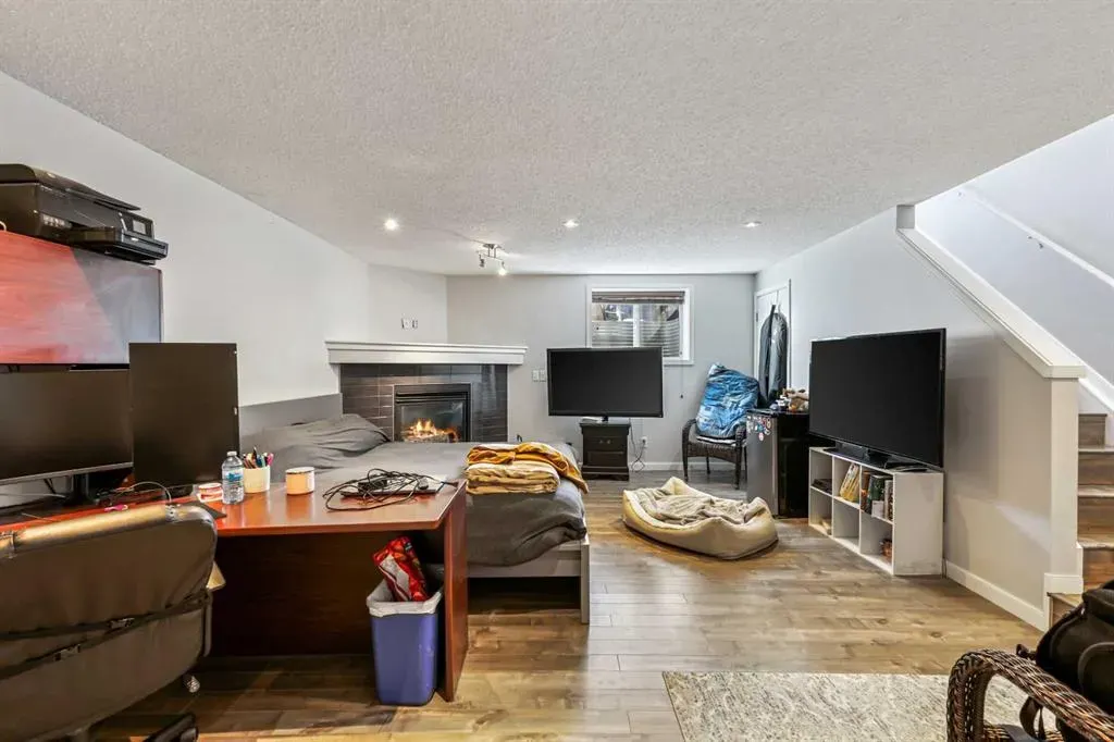 95 New Brighton Landing SE