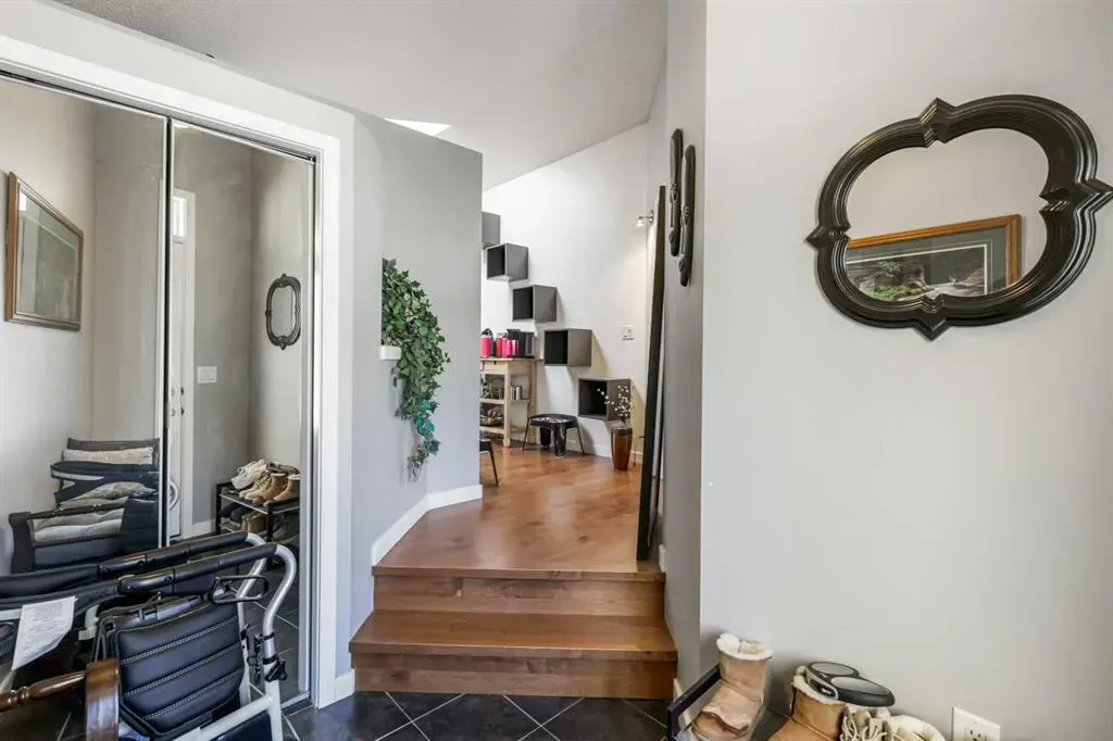 95 New Brighton Landing SE