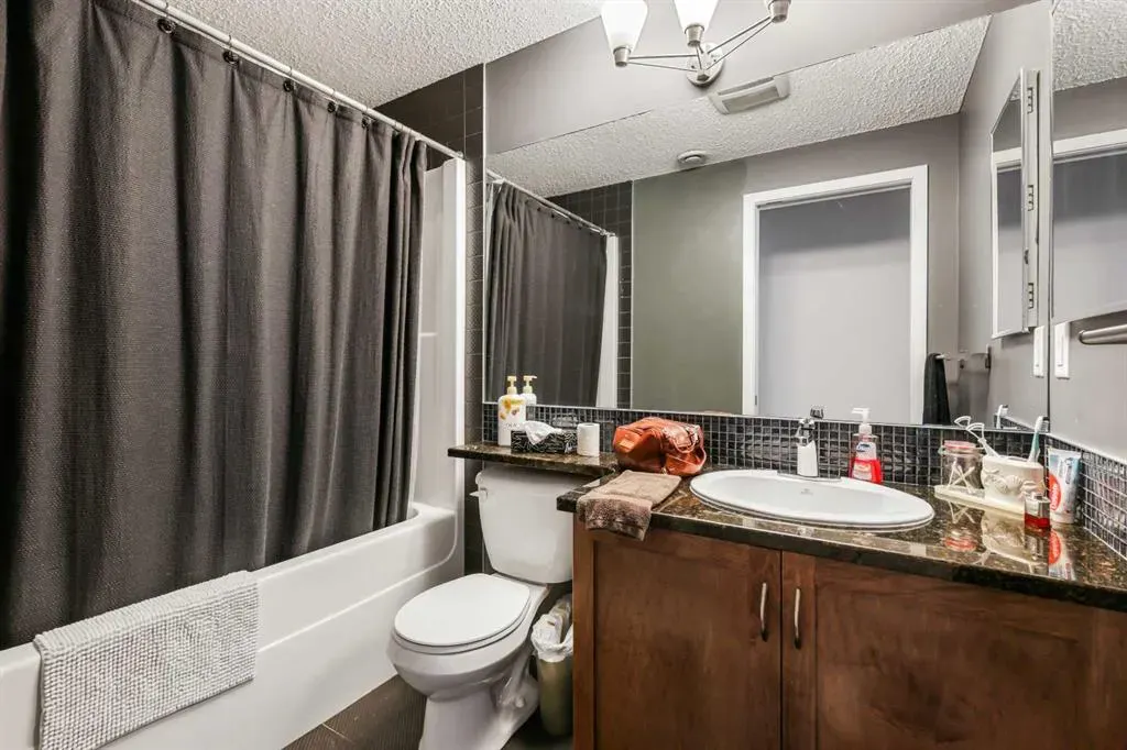 95 New Brighton Landing SE