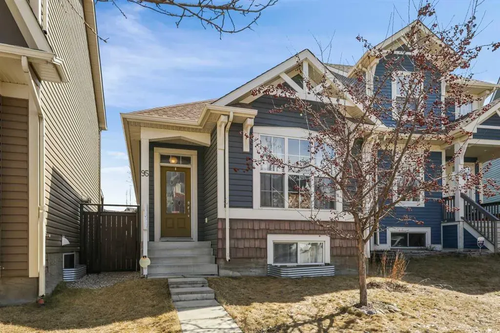 95 New Brighton Landing SE