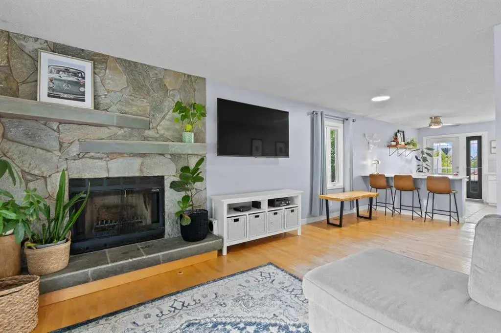 48 Shawcliffe Place SW