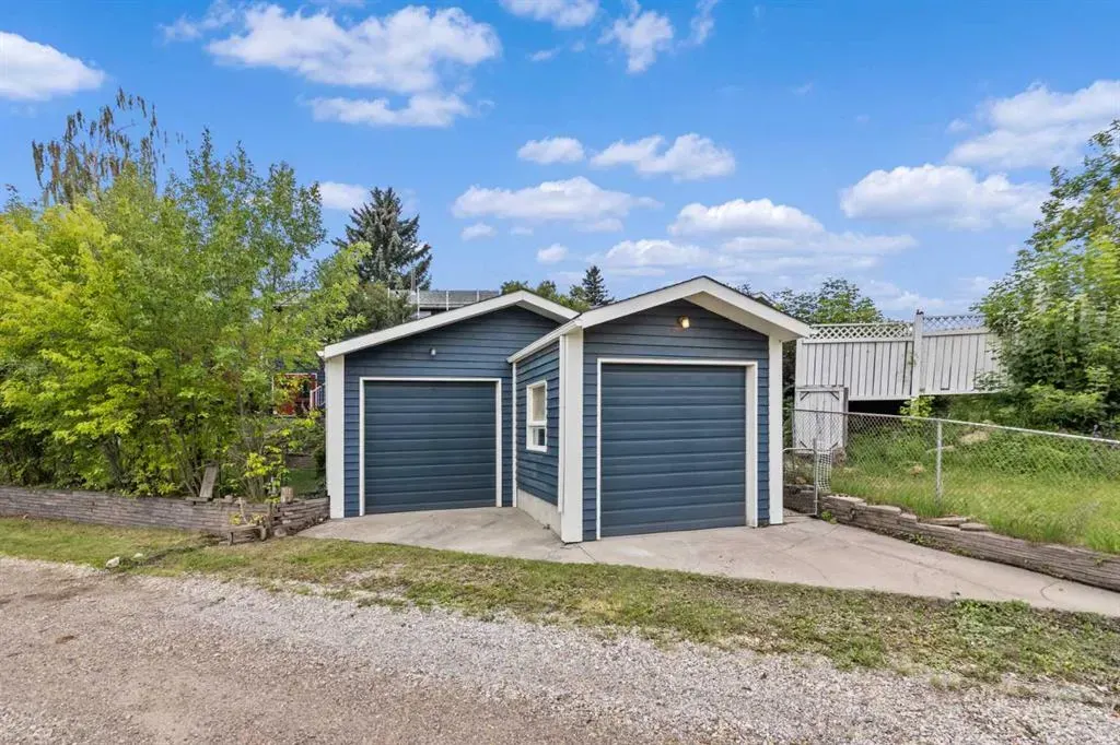48 Shawcliffe Place SW