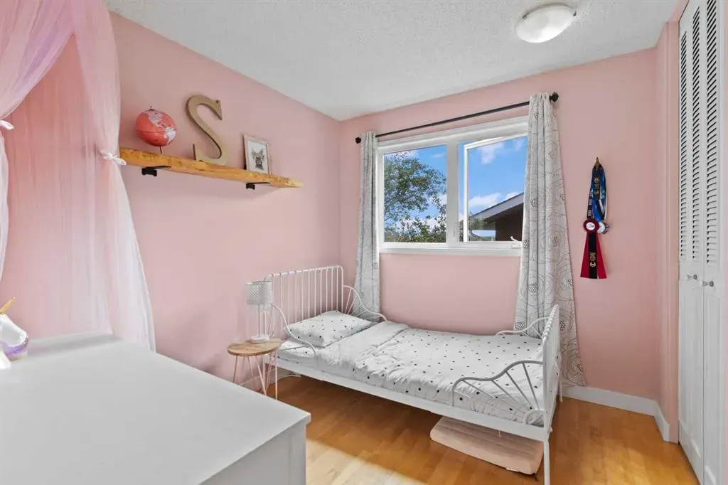 48 Shawcliffe Place SW