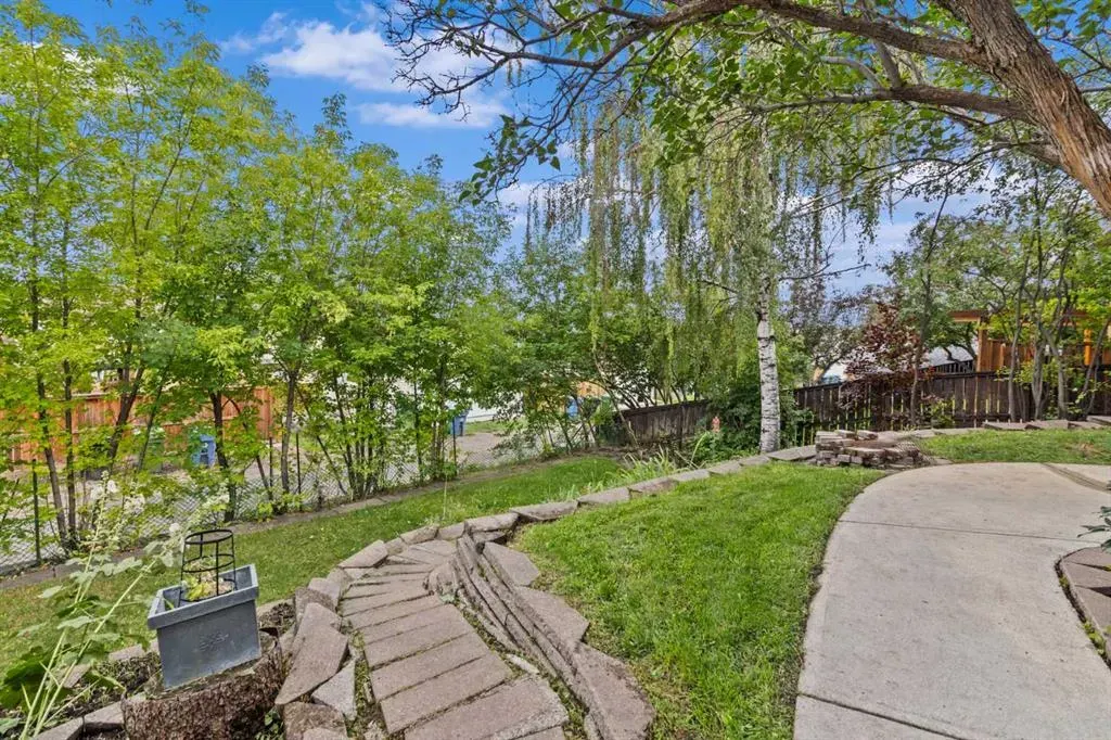 48 Shawcliffe Place SW