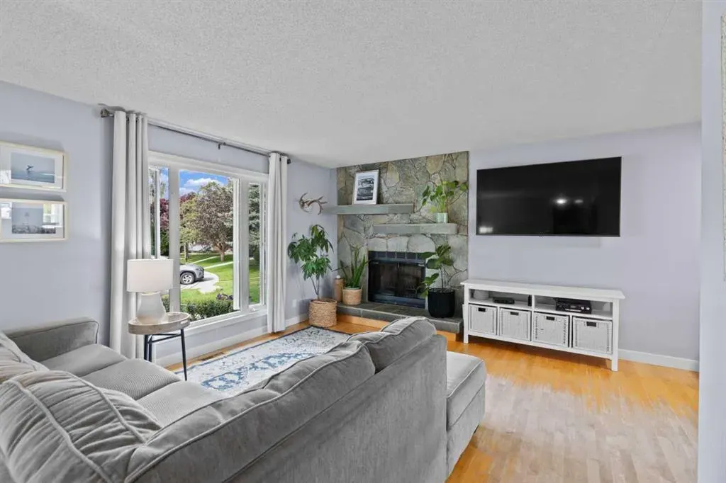 48 Shawcliffe Place SW