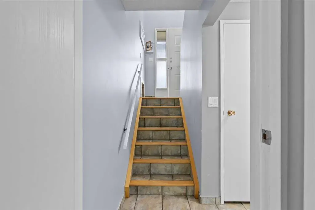 48 Shawcliffe Place SW