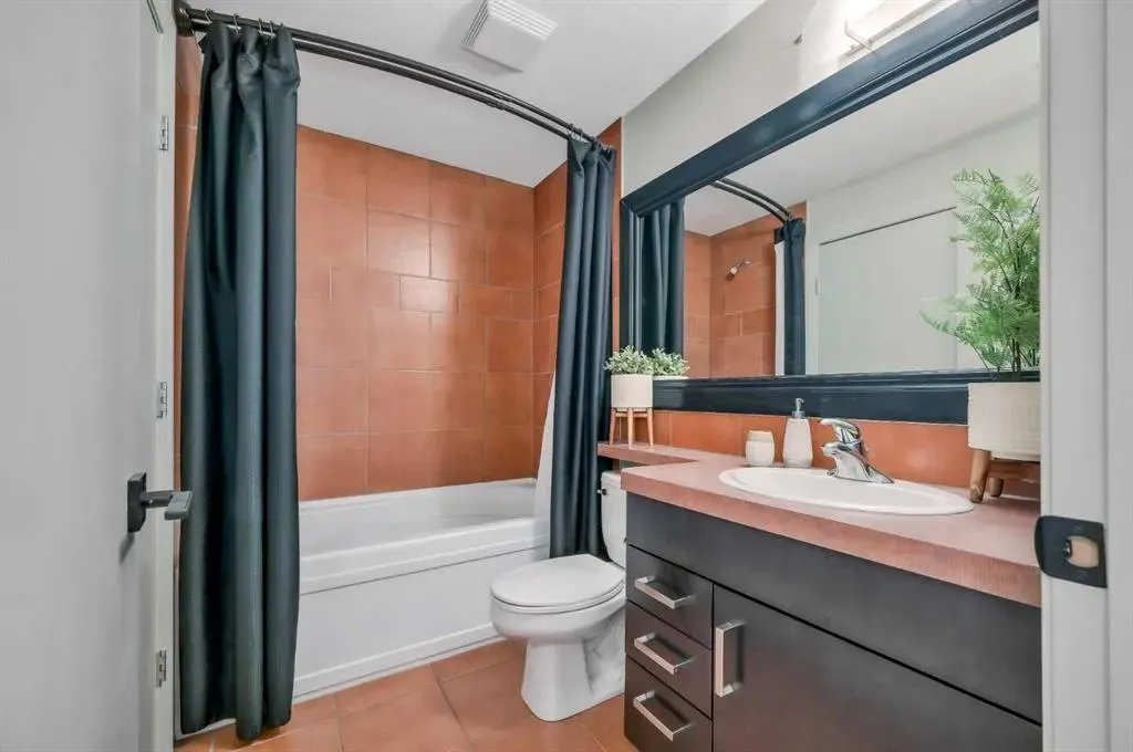 1410 1 Street SE, #1204