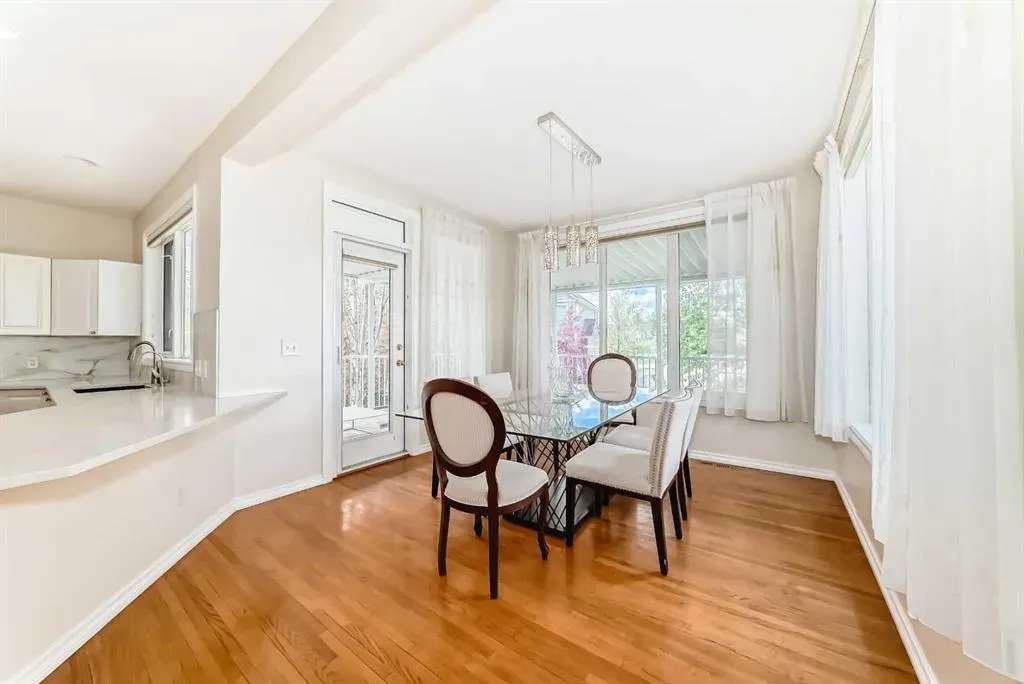 327 Discovery Place SW