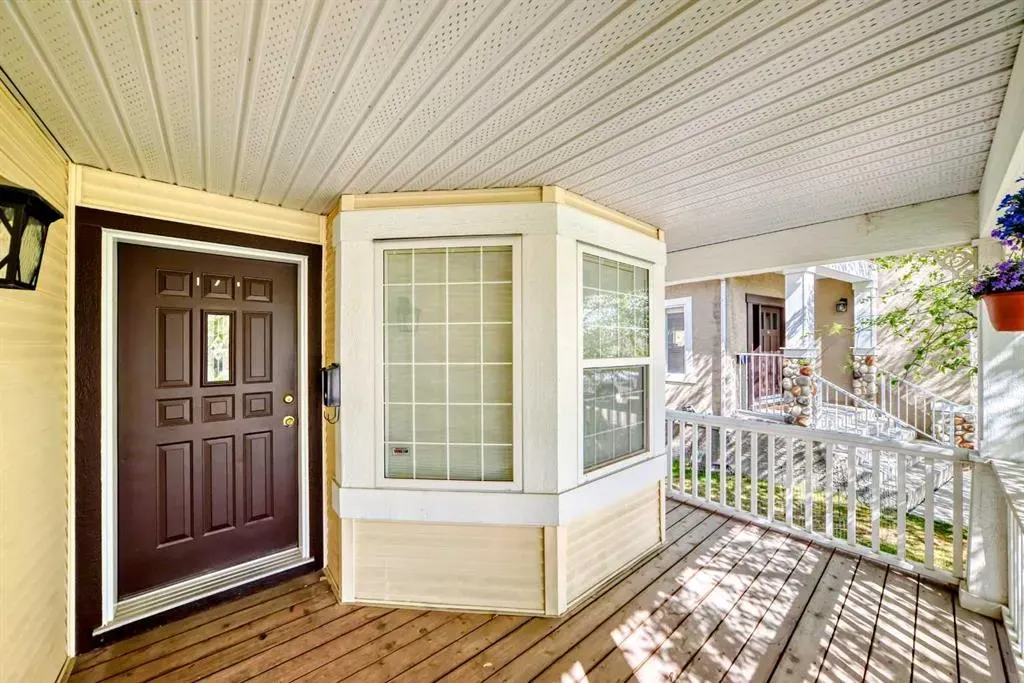 327 Discovery Place SW